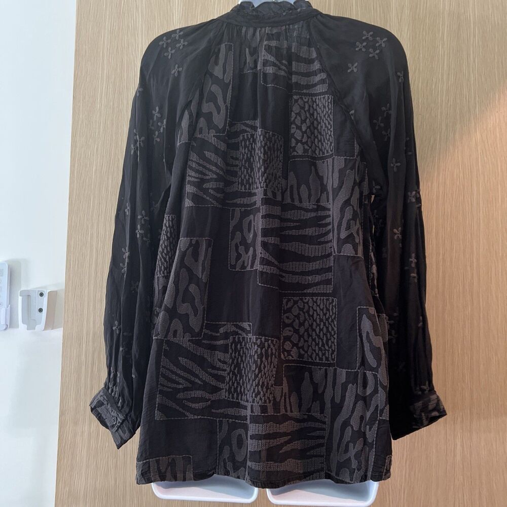Johnny Was Molli Jaga Blouse Size Small Black Rayon Top Button Down NWT! - Picture 7 of 12